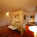 Tuttorotto Bed & Breakfast 4*