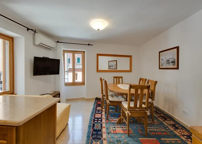 图托罗托别墅住宿加早餐旅馆 住宿加早餐酒店 罗维尼