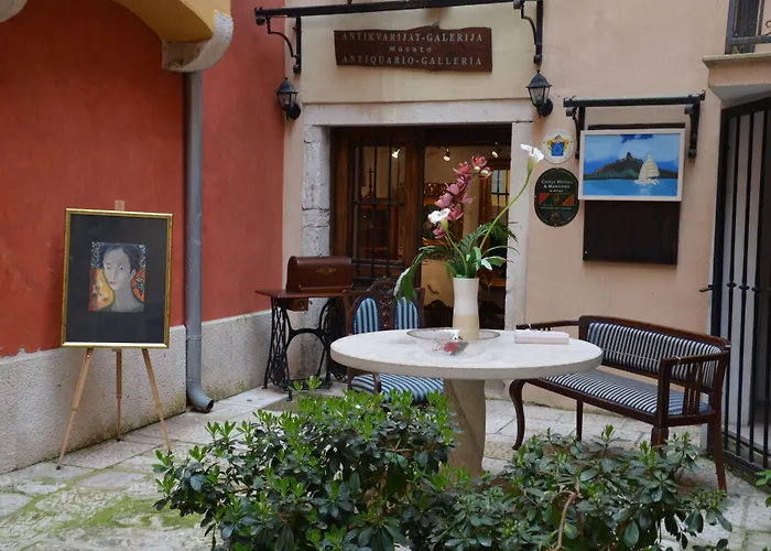 住宿加早餐酒店 图托罗托别墅住宿加早餐旅馆 罗维尼